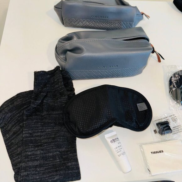 Cole Haan American Airlines Business Class Amenity Kit with Zipper Pouch - Picture 7 of 9